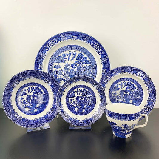 Wood & Sons Willow Dinnerware